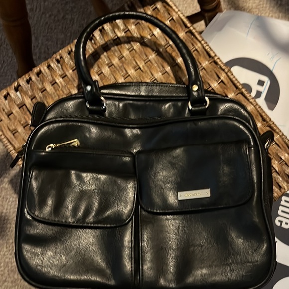 Selling numerous size bags four New the rest slightly used. - Picture 11 of 16